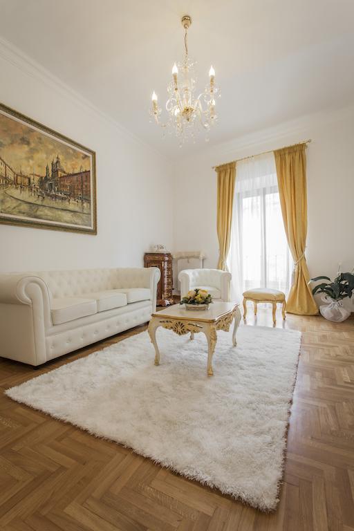 Appartamento Sarandrea Roma